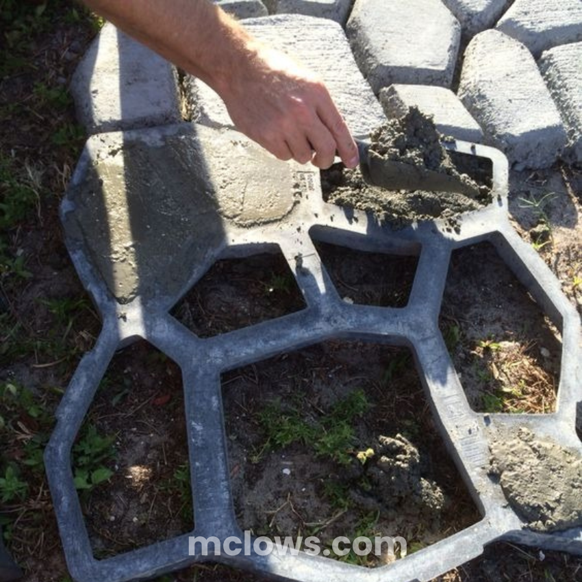 PathMaker™️ Easy DIY Concrete Paver Mold