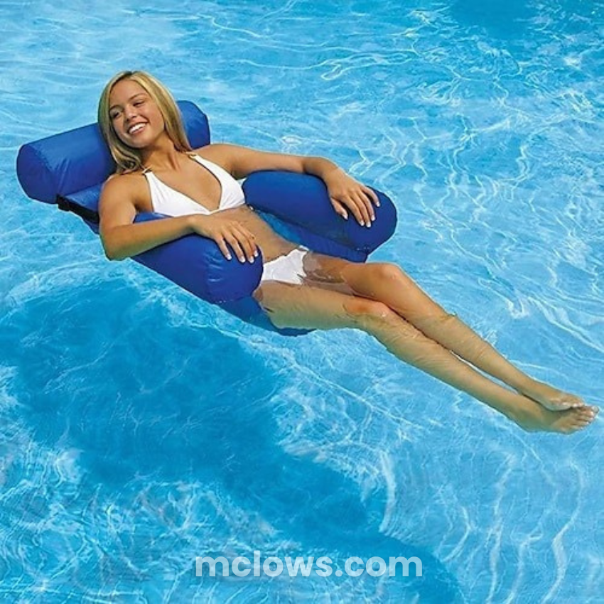 Inflatable swimming chair