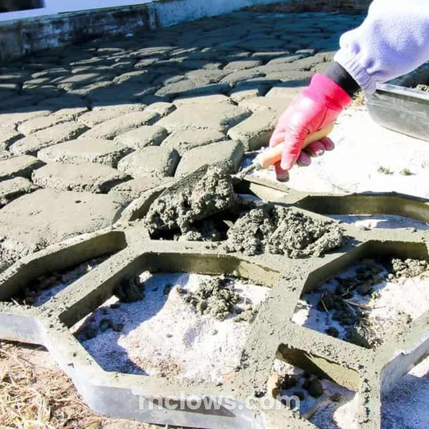PathMaker™️ Easy DIY Concrete Paver Mold