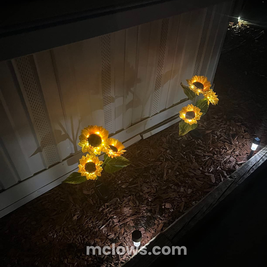 Glowing Sunflower Solar Garden Lights