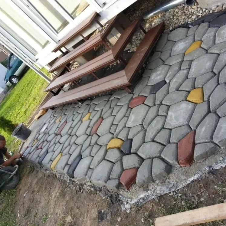 PathMaker™️ Easy DIY Concrete Paver Mold
