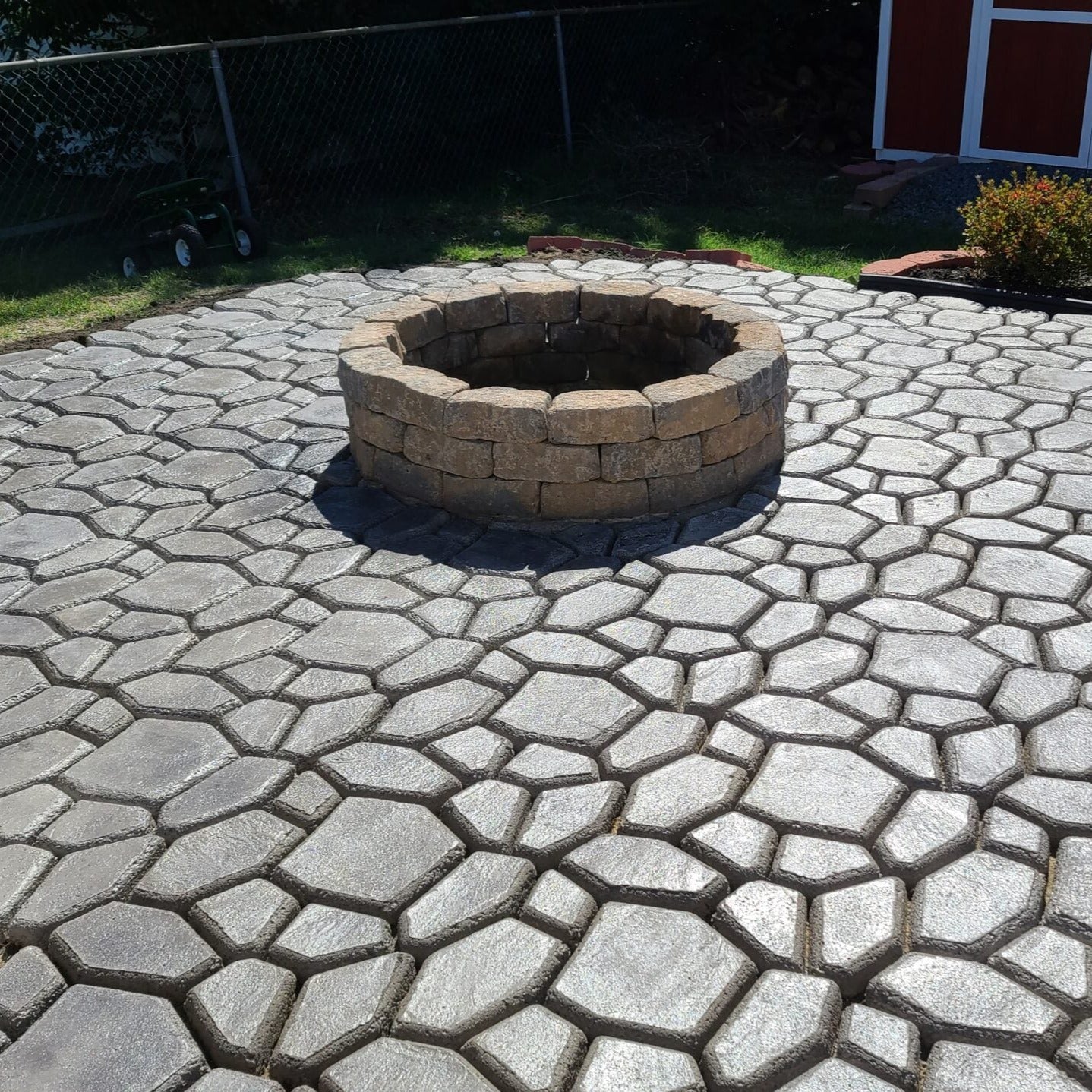 PathMaker™️ Easy DIY Concrete Paver Mold